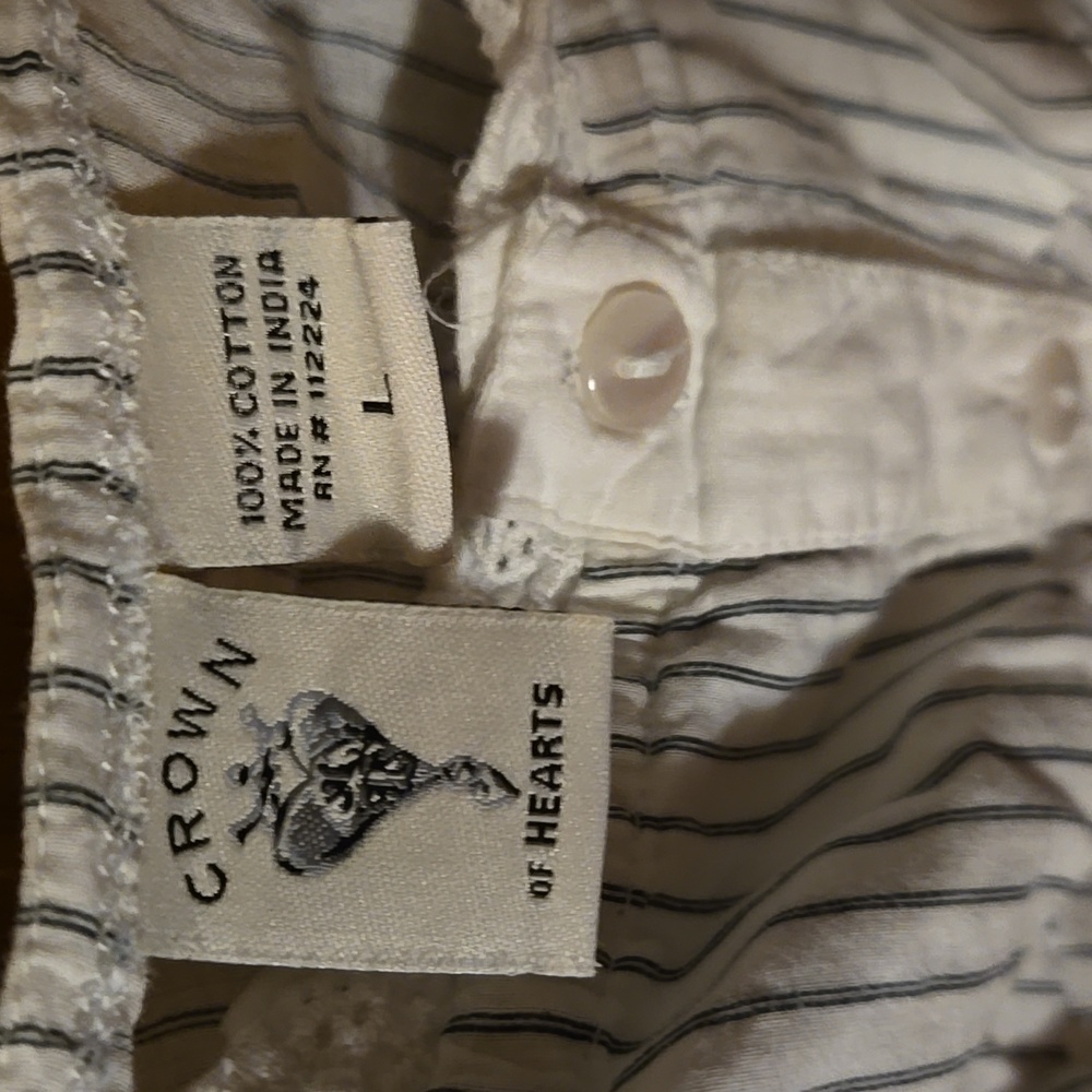 White Striped Women's Top Size Large: C - Picture 2 of 8